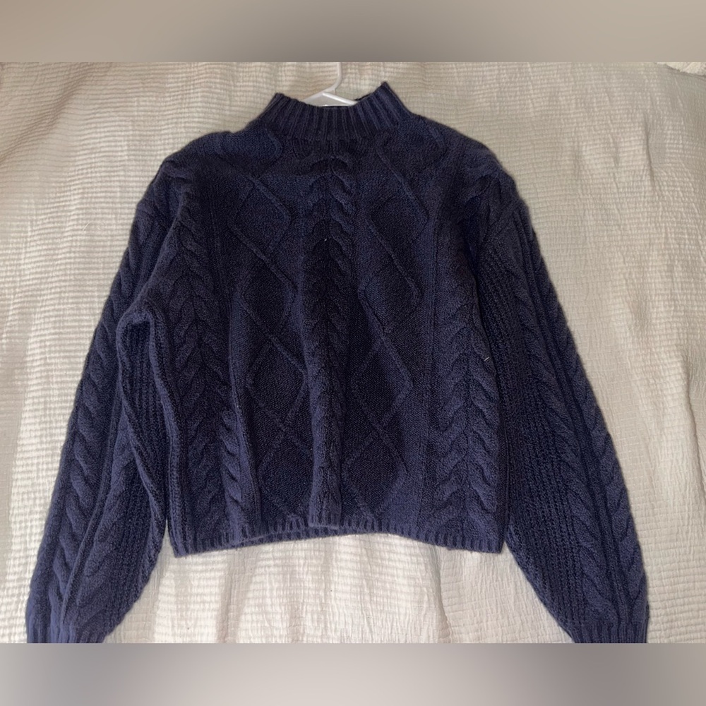 Old Navy Sweater